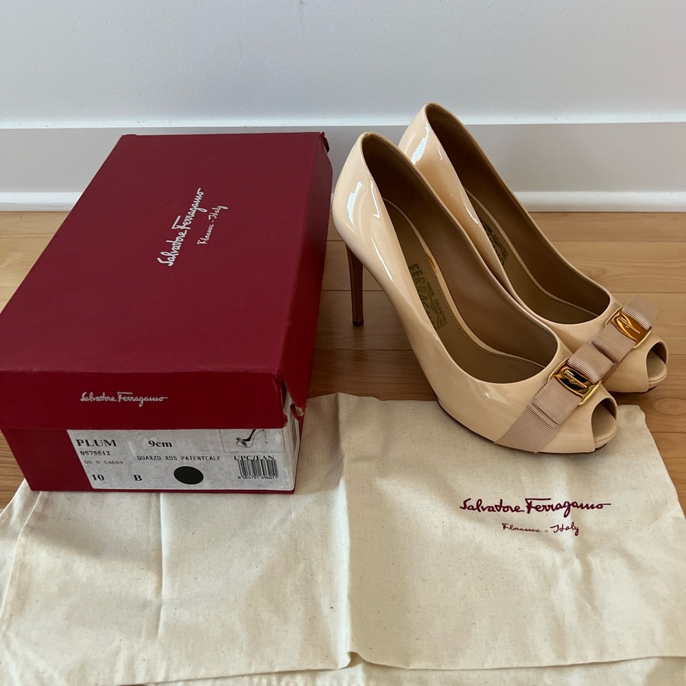 Salvatore Ferragamo Nude Peep Toe Heels